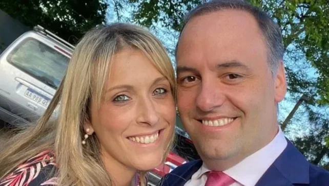 Adorni dijo que Milei invitó a su pareja al viaje a Nueva York